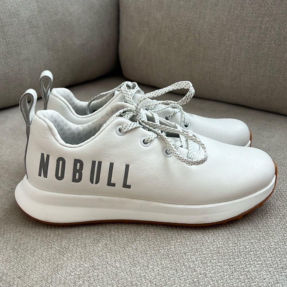 NOBULL WHITE LEATHER GOLF SHOES 6.5